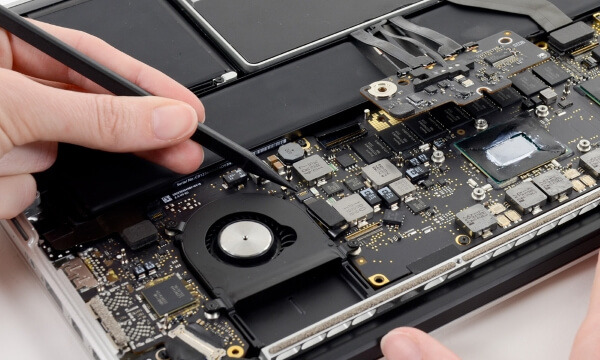 Ремонт MacBook в BlackChip